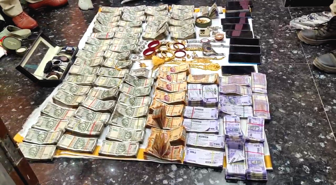 গরু পাচারের বিরুদ্ধে বড় অভিযান ,উদ্ধার কোটি টাকা