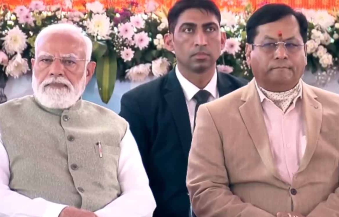 সরকারি অনুষ্ঠানে মোদি, সিঙ্গুরে ৮৩০ কোটি টাকার প্রকল্পের শিলান্যাস ও উদ্বোধন প্রধানমন্ত্রীর