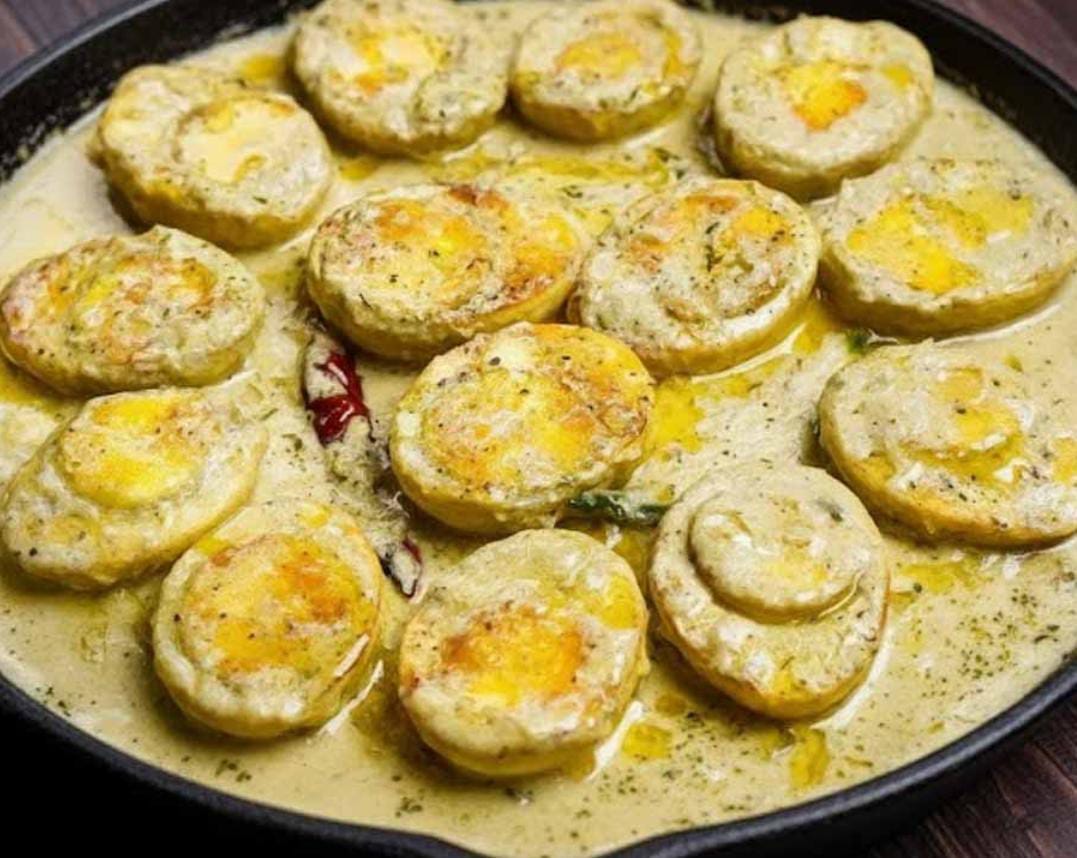 গরম গরম ভাত-রুটির সঙ্গে বানিয়ে ফেলুন ভিন্ন স্বাদের ডিমের মখমলি