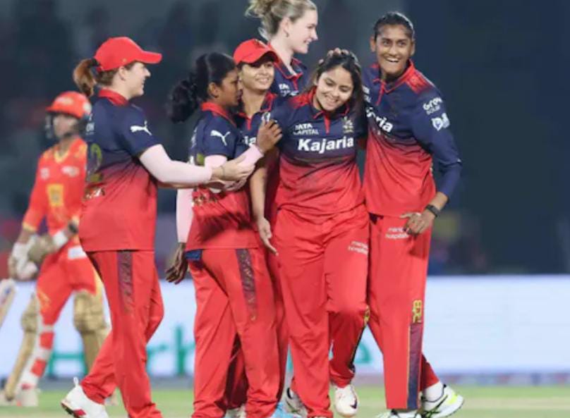 টানা পাঁচ ম্যাচে জয় , মহিলা আইপিএলের প্লে অফে বেঙ্গালুরু