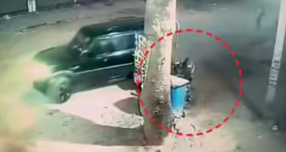 সুইগি ডেলিভারি কর্মীকে পিষে দিল চারচাকা , ভয়ানক কাণ্ড গুরুগ্রামে