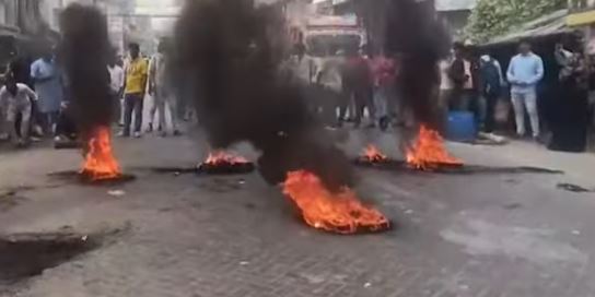 ফারাক্কা–চাকুলিয়ার পর বাসন্তী, ফের অশান্ত SIR শুনানি কেন্দ্র