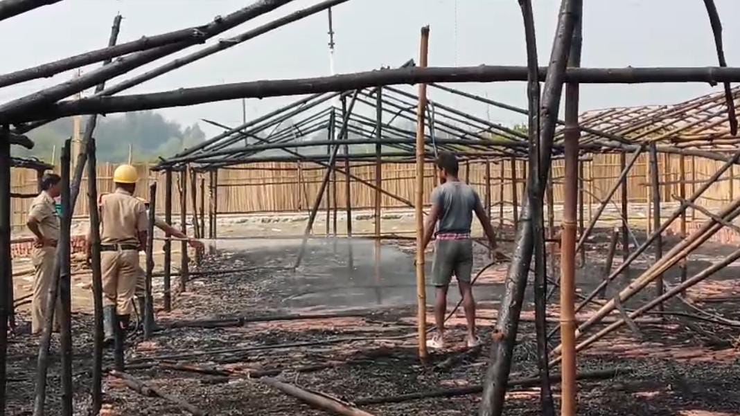 গঙ্গাসাগর মেলা প্রাঙ্গণের ছাউনিতে ভয়াবহ অগ্নিকাণ্ড , পুড়ে ছাই প্রায় ১৫ টি ঘর