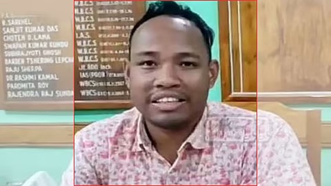 সুপ্রিম কোর্টের নির্দেশের ২৪ ঘণ্টার মধ্যেই বিডিও পদ খোয়ালেন প্রশান্ত বর্মন