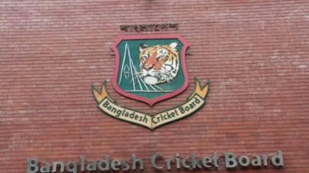 বিশ্বকাপ বিতর্কের মাঝেও চুরি , ম্যাচ গড়াপেটার অভিযোগ বাংলাদেশের বর্ডকর্তার বিরুদ্ধে