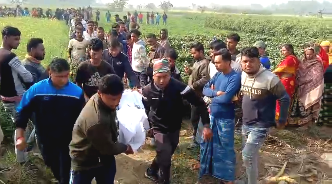 সরস্বতী পুজোয় একই প্রেমিকা নিয়ে বিবাদ , রহস্যমৃত্যু ২ যুবকের