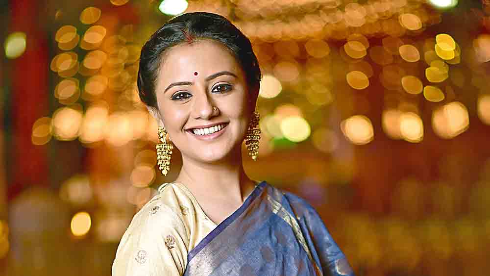 দেব সৌমিতৃষার পর SIR - এ ডাক এবার মানালিরও , ক্ষোভ প্রকাশ অভিনেত্রীর