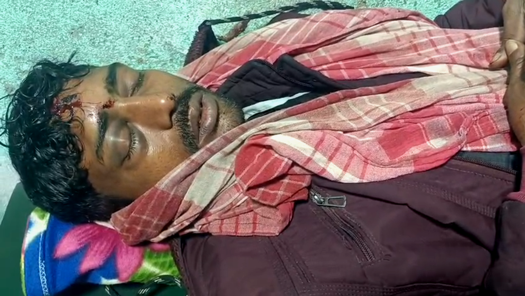 বেআইনি জমি দখলের প্রতিবাদ , খোদ প্রতিবাদীকেই খুনের চেষ্টা প্রভাবশালীর