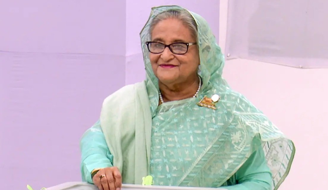 দিল্লিতে ‘নিরাপদে’ রয়েছেন হাসিনা, গলতে পারবে না মাছিও! দাবি আওয়ামি লিগের ৫ নেতার