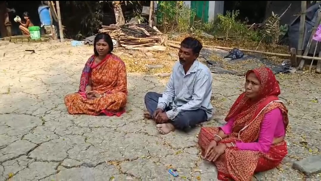 আনন্দপুরের আগুনে নিখোঁজ পিংলার তিন যুবক , অনিশ্চয়তার দিন কাটাচ্ছে পরিবার