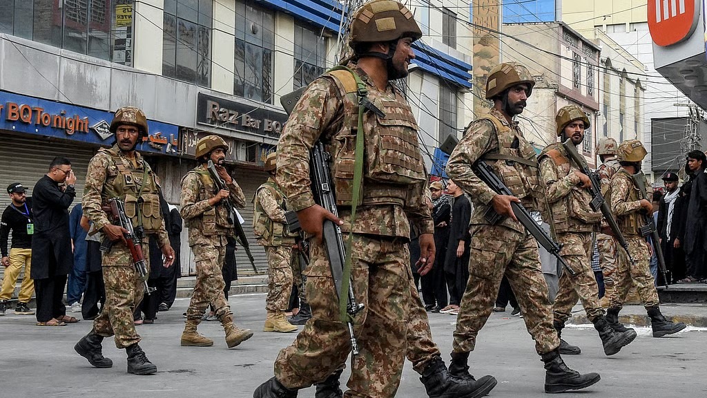 বালোচিস্তানে মারণ কামড় পাক সেনার, ৯২ জন বালোচ বিদ্রোহীকে হত্যা