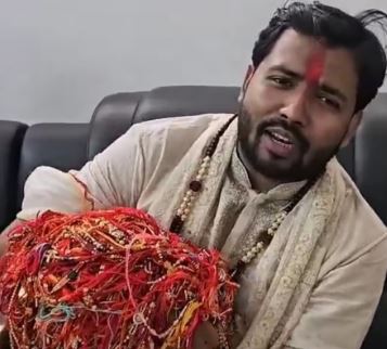 ১৫০০০ রাখী পরে বিশ্বরেকর্ড, জেনে নিন কে এই ব্যক্তি