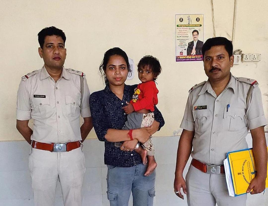 শাসন থেকে বিক্রি হওয়া শিশুকে তেলেঙ্গানা থেকে উদ্ধার , গ্রেফতার ৪ , বিরাট সাফল্য পুলিশের