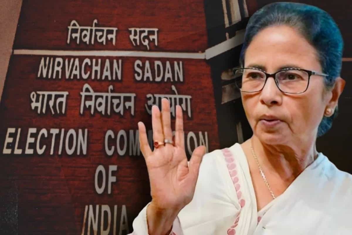 বিজেপির তোতাপাখি হয়ে কাজ করছে , মুখ্য নির্বাচন কমিশনারকে তীব্র আক্রমণ মমতার