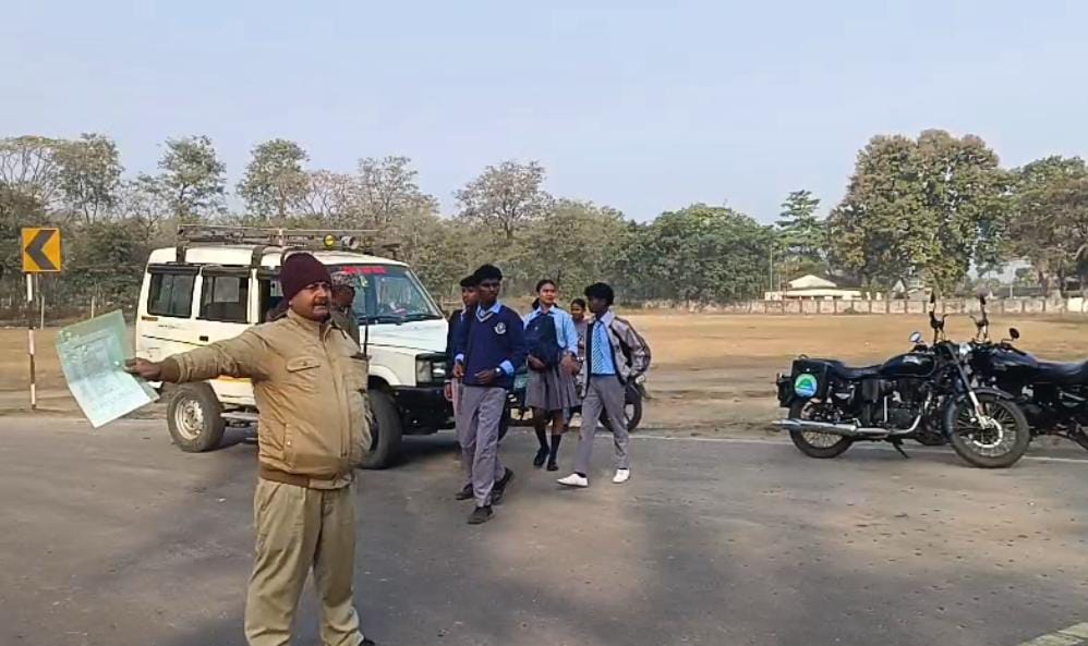 মাধ্যমিক পরীক্ষার জন্য তৎপরতা , পরীক্ষার্থীদের বিশেষ ব্যবস্থাপনা গ্রহণ কর্শিয়াং বনবিভাগের