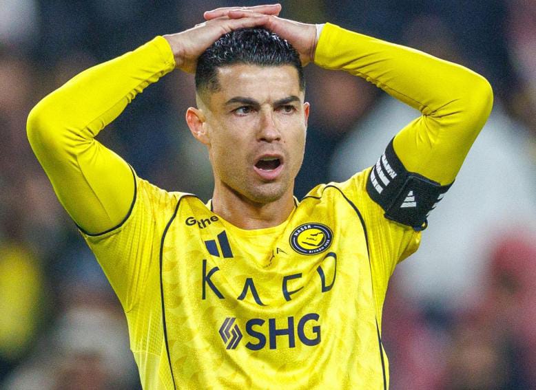 সৌদি সরকারের বিরুদ্ধে ক্ষোভপ্রকাশ , ফুটবলের সঙ্গে খামখেয়ালী রোনাল্ডোর