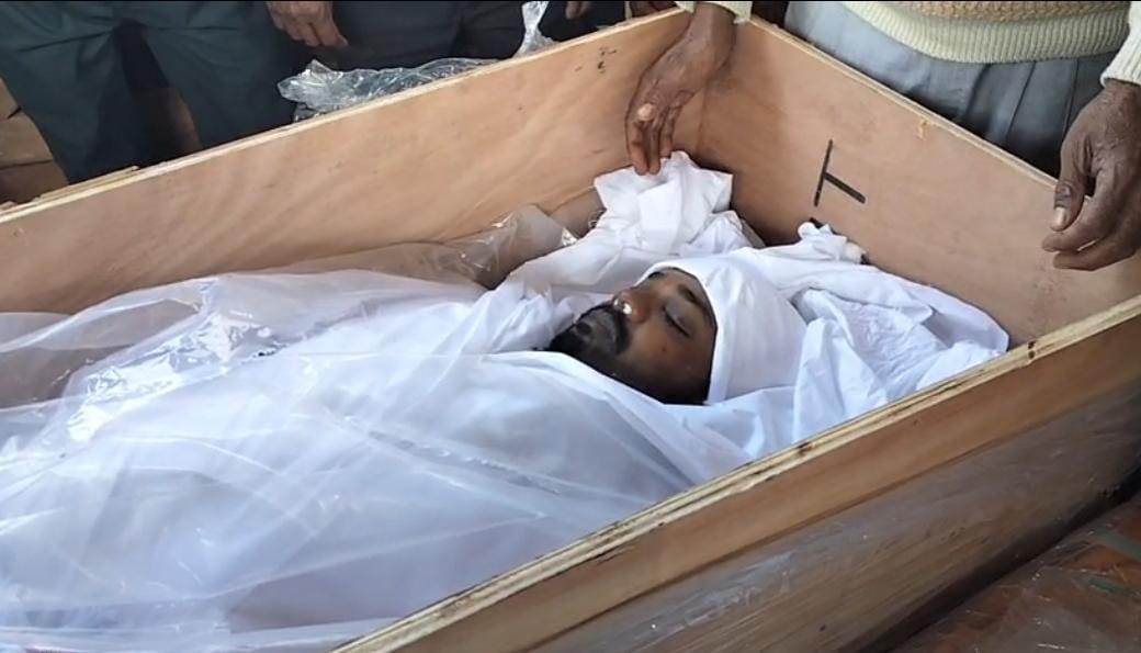 ম্যাঙ্গালোরে পরিযায়ী শ্রমিকের কাজে গিয়ে মৃত্যু , দেহ গ্রামে ফিরতেই পরিবারে হাহাকার