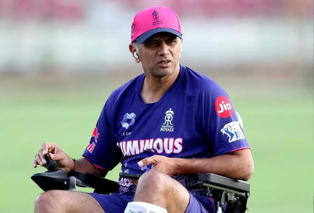 বিপাকে রাজস্থান রয়্যালস , প্রধান কোচের পদ থেকে ইস্তফা দ্রাবিড়ের