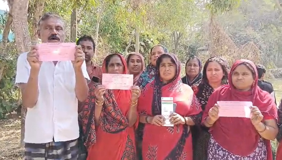 পাঁশকুড়ায় আবাসের বাড়ি পাইয়ে দেওয়ার নামে টাকার দাবি, অভিযোগ জেলা তৃণমূল সভাপতির বিরুদ্ধে
