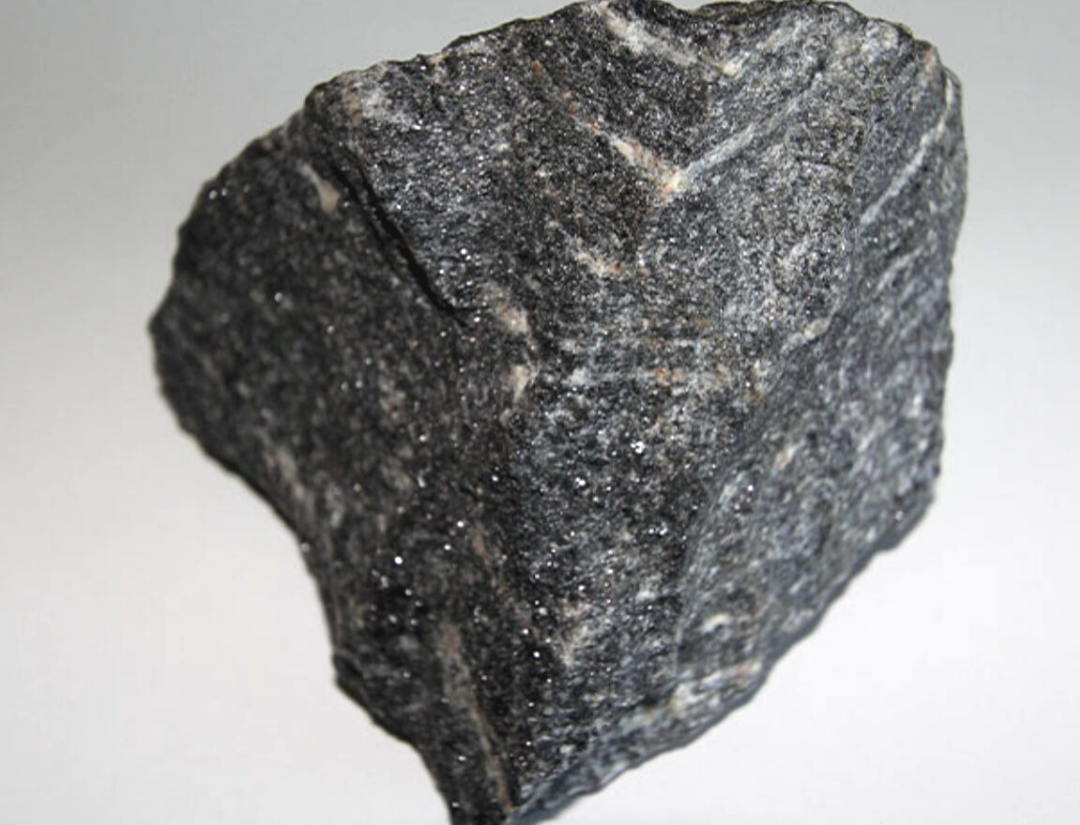 পৃথিবীর শৈশবের দরজা খুলল ৪১৬ কোটি বছরের পাথর