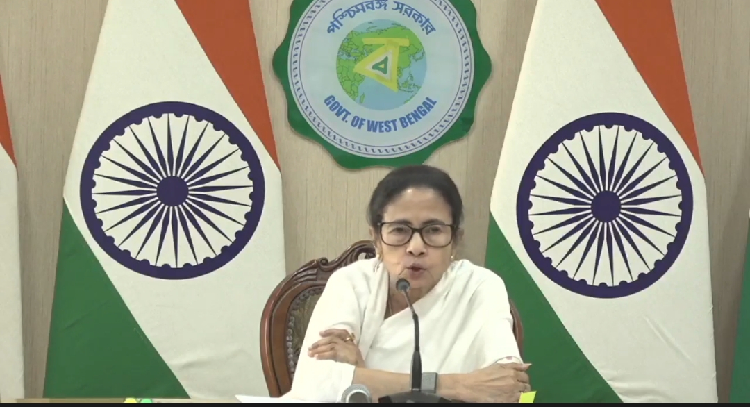 বাংলায় এসে কি করবেন মাছ - মাংস তো খান না , বিহারের নিয়ম ঘিরে বিজেপিকে একহাত নিলেন মুখ্যমন্ত্রী