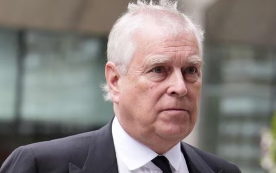 এপস্টিনকাণ্ডে নাম জড়িয়েছে অ্যান্ড্রু-র, ব্রিটেনে গ্রেফতার রাজা চার্লসের ভাই