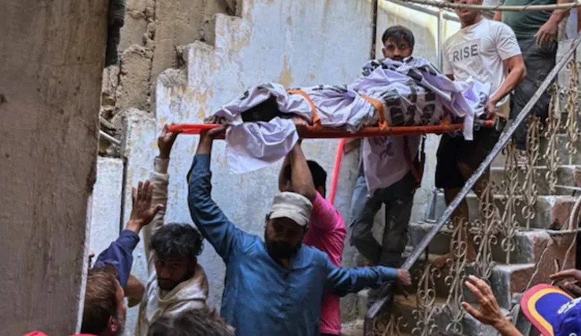 পবিত্র মাহে রমজানে রক্তাক্ত পাকিস্তান, ভয়াবহ বিস্ফোরণে মৃত ১৬