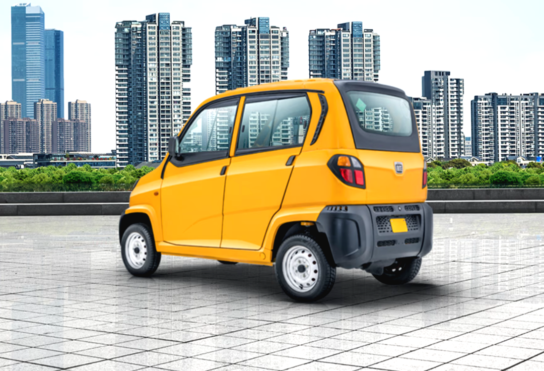 ১.২১ লক্ষে চার চাকা! শহুরে যাতায়াতে নতুন গাড়ি , আসছে Bajaj Auto-র কিউট