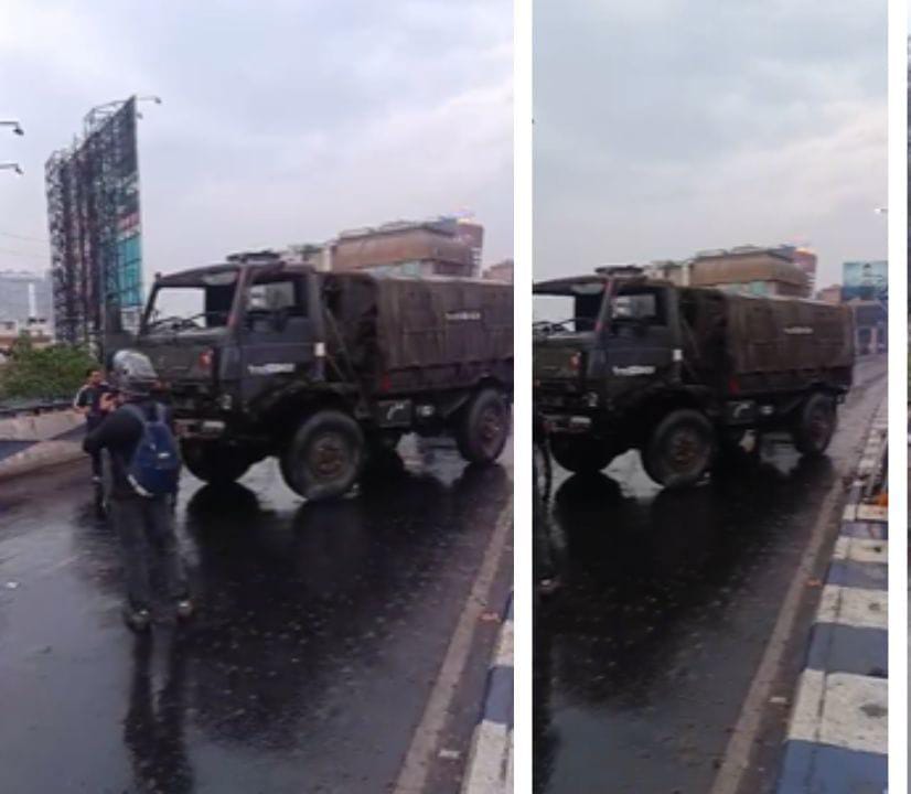 সাতসকালে মা উড়ালপুরে দুর্ঘটনা , নিয়ন্ত্রণ হারিয়ে ডিভাইডারে ধাক্কা সেনা ট্রাকের