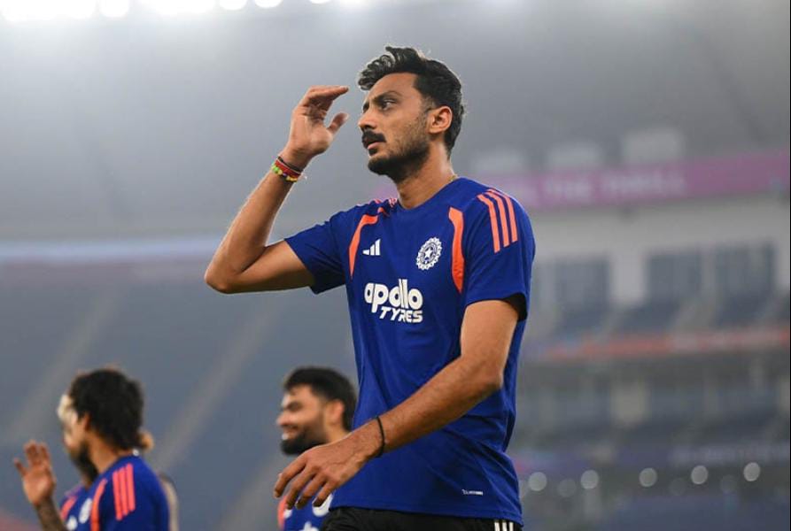 অক্ষরের পরিবর্তে ওয়াশিংটন , দল নির্বাচন বিতর্কে সাফাই ব্যাটিং কোচের