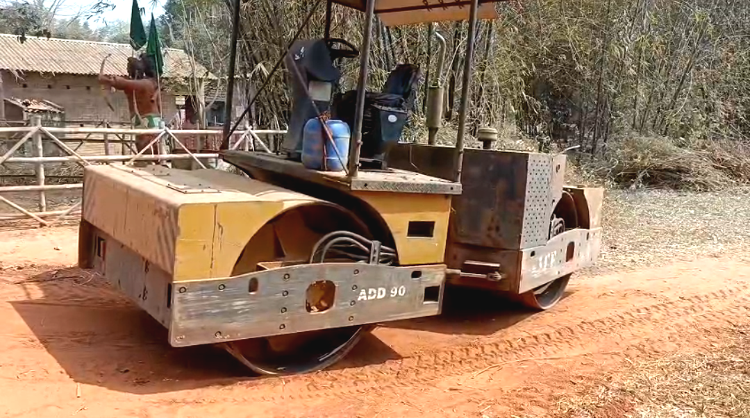 পথশ্রীর প্রকল্পে দুর্নীতির অভিযোগ , কাজ বন্ধ করালেন গ্রামবাসীরা