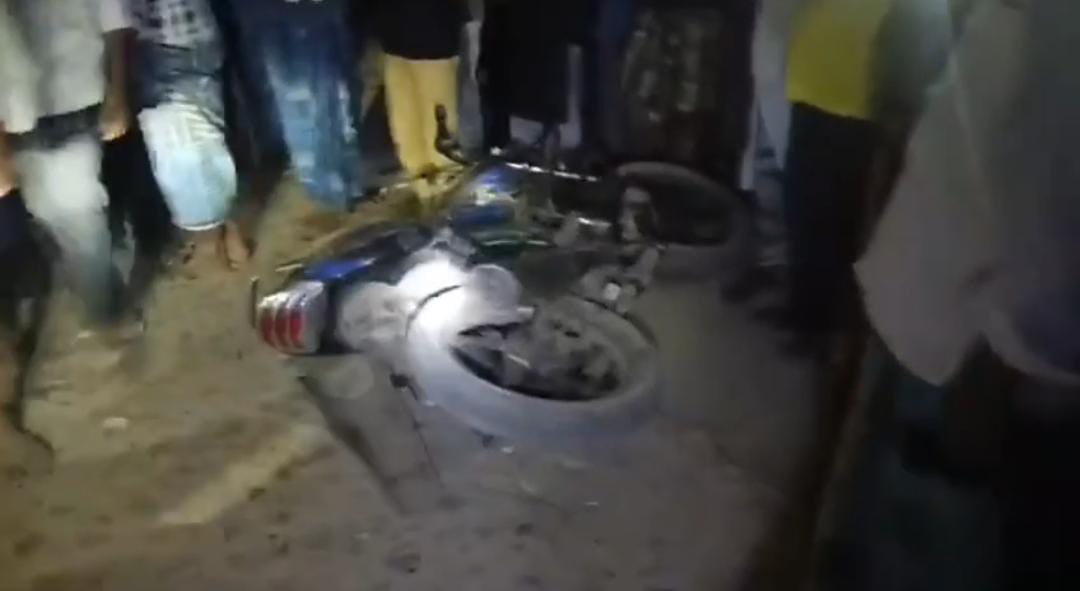 আইএসএফ কর্মীদের ওপর গুলি হামলা - বাইক ভাঙচুর , মোল্লাকে গ্রেফতারের দাবি , ব্যাপক চাঞ্চল্য ভাঙড়ে