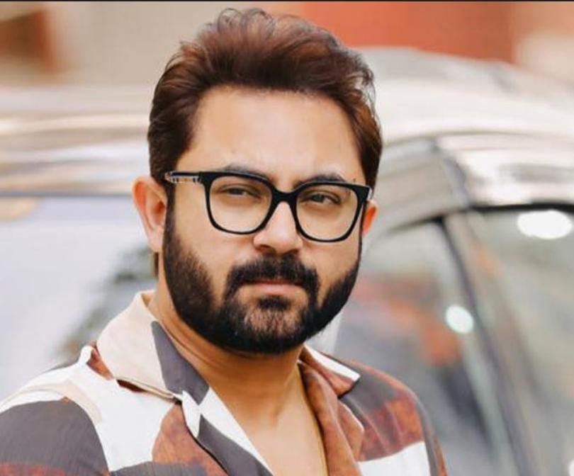 ছবির জন্য লক্ষাধিক টাকা ধার , ঋণ খেলাপির অভিযোগে সোহমকে আইনি নোটিশ