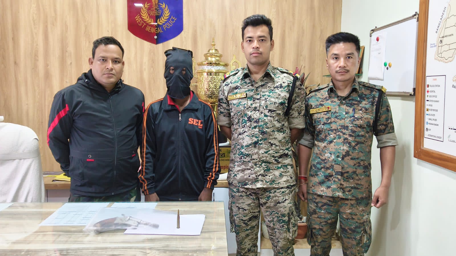 নির্বাচনের প্রাক্কালে সীতাইয়ে চাঞ্চল্য , আগ্নেয়াস্ত্র-সহ গ্রেফতার যুবক