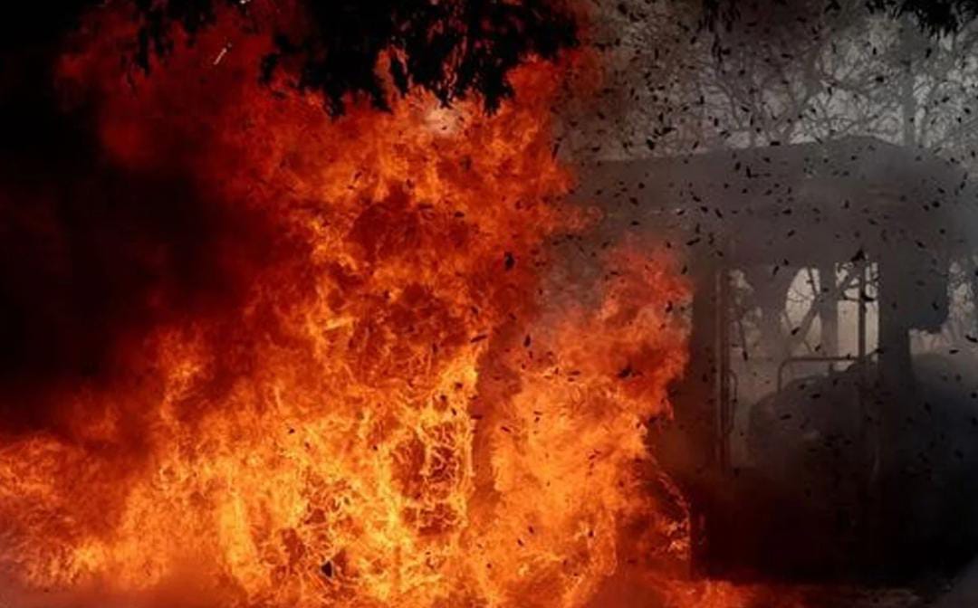 আতশবাজির কারখানায় ভয়াবহ  বিস্ফোরণ , মৃত ২০ , ব্যাপক চাঞ্চল্য অন্ধ্রপ্রদেশে