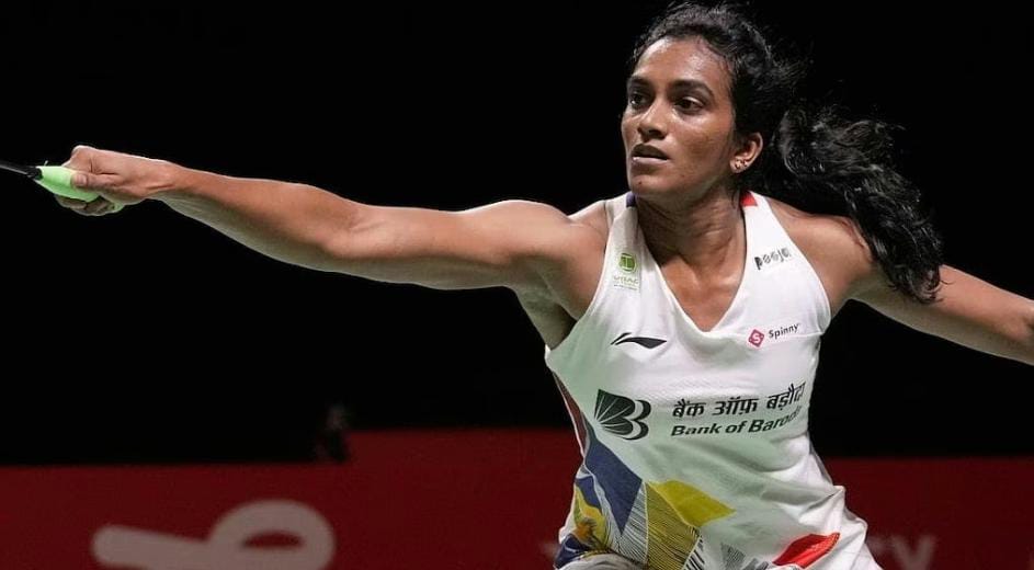 দুবাইয়ে ক্ষেপণাস্ত্র হামলা ইরানের , মধ্যপ্রাচ্যে অশান্তির পরিবেশে ফেঁসে পিভি সিন্ধু