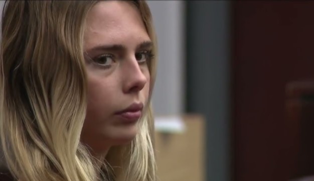 ৫ জন ছেলেকে ১৫০ বার ধর্ষণ আমেরিকান তরুণীর , হতবাক গোটা বিশ্ব