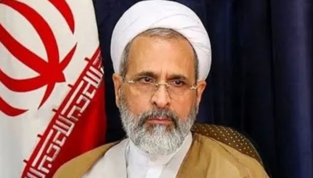 খামেনেইয়ের মৃত্যুর পর অস্থায়ী সর্বোচ্চ ধর্মীয় নেতার নাম ঘোষণা ইরানের