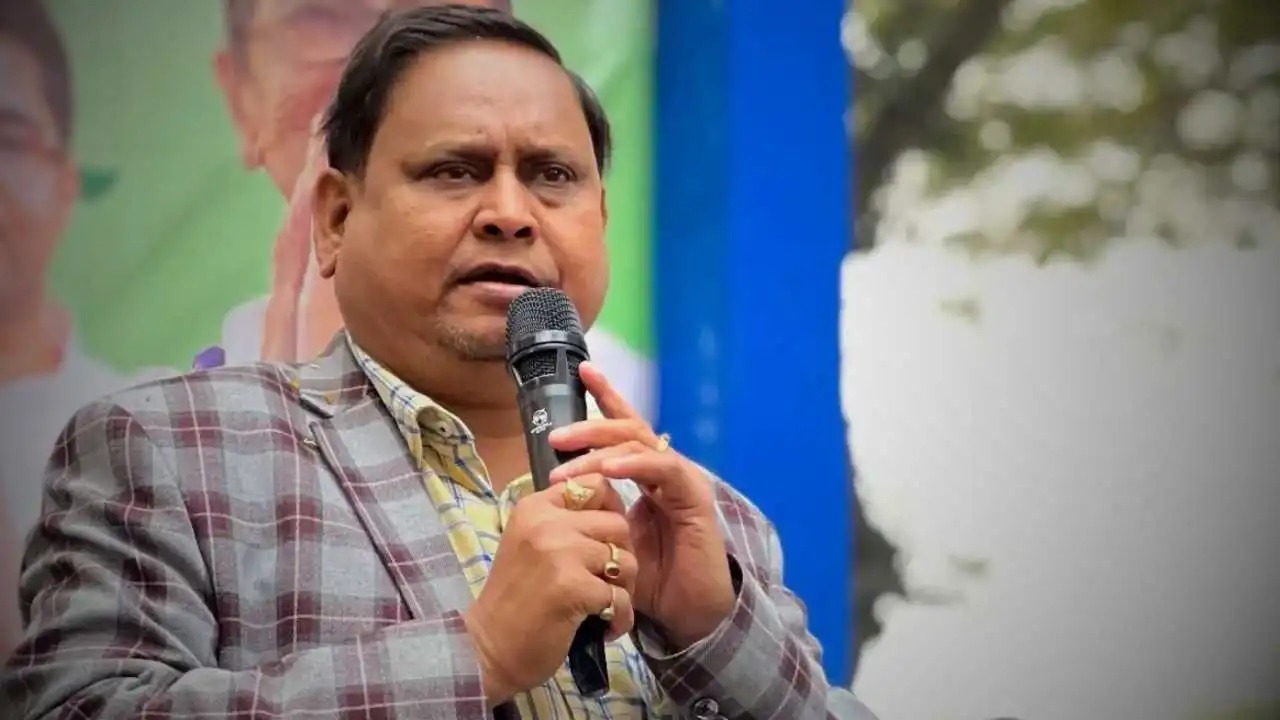 প্রতীক পাওয়ার আগেই ধাক্কা , দলের নাম বদল হুমায়ুন কবীরের