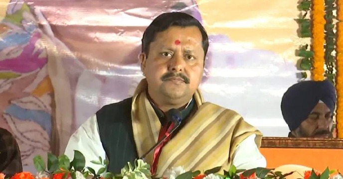 ভোটের রেজাল্টের পর আমরা হোলি খেলব , বাংলা থেকে তৃণমূলকে উৎখাতের ডাক নীতিন নবীনের