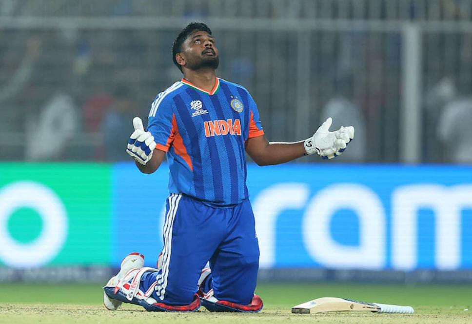 টি টোয়েন্টি বিশ্বকাপ , সমালোচকদের যোগ্য জবাব সঞ্জুর , ইডেনের দাপুটে জয়ে সেমিতে ভারত