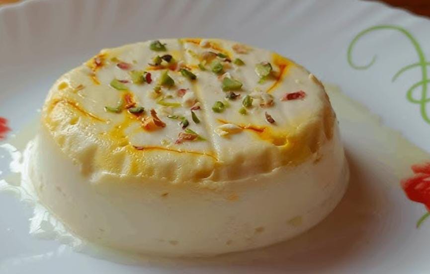 প্রবল গরমে পেট ঠাণ্ডা করতে বানিয়ে ফেলুন ভাপা দই