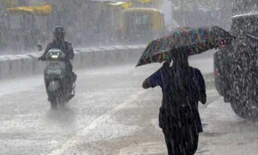 বঙ্গোপসাগরে নিম্নচাপ, বজ্রবিদ্যুৎ সহ বৃষ্টির সম্ভাবনা বঙ্গে