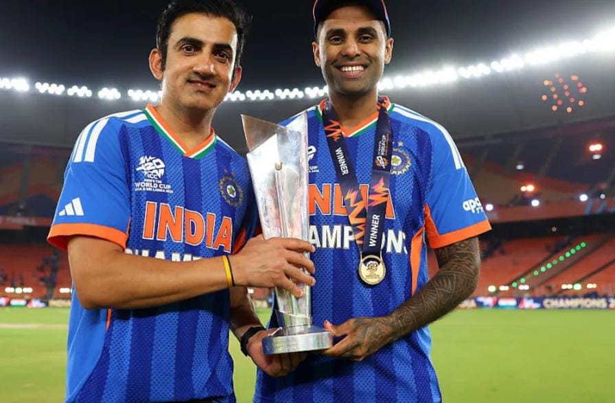 আশা করছি এবার সমালোচনা বন্ধ হবে , বিশ্বজয় করেই বিস্ফোরক গৌতম গম্ভীর