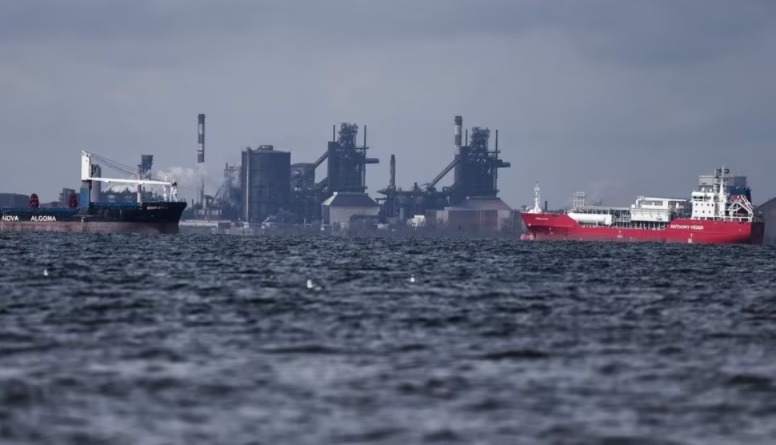 ইরানের সবুজ সঙ্কেত, হরমুজ প্রণালি দিয়ে ভারতের এল তেলবাহী জাহাজ