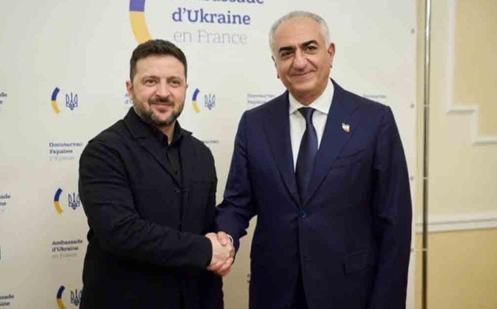 যুদ্ধের আগুনে জ্বলছে মধ্যপ্রাচ্য, ইরানের নির্বাসিত যুবরাজের সঙ্গে বৈঠক জেলেনস্কির