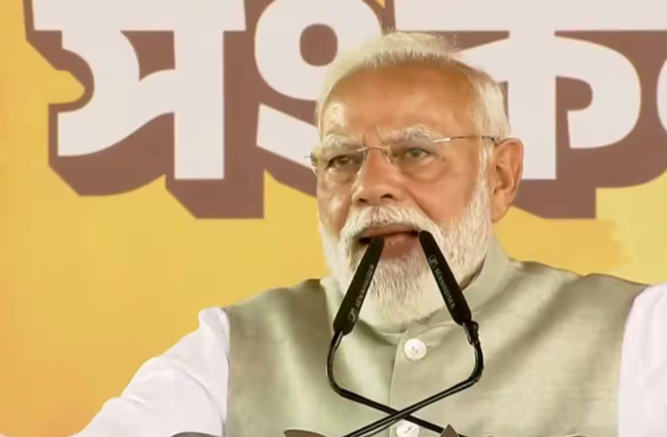 তৃণমূলের শেষ হওয়ার কাউন্টডাউন শুরু হয়ে গেছে , ব্রিগেডের মঞ্চ থেকে হুঁশিয়ারি মোদির