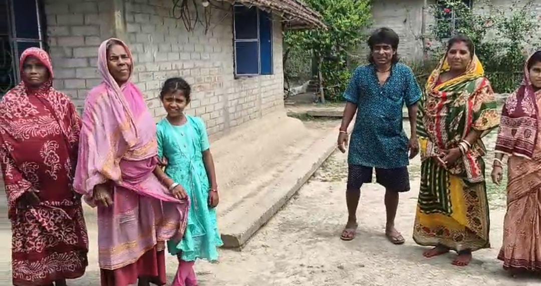 চূড়ান্ত প্রকাশিত ভোটার তালিকায় ডিলিটেড জ্বলজ্যান্ত ৩ জনের নাম , চরম অনিশ্চয়তায় পরিবার