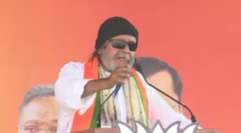 “পুলিশ নিরপেক্ষ হলে ৩০ মিনিটে খেলা শেষ করব”, ব্রিগেডের মঞ্চ থেকে হুঙ্কার মিঠুনের