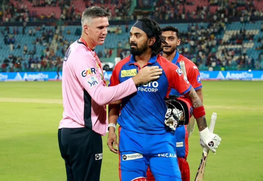 আইপিএল শুরুর আগেই বিরাট ধাক্কা দিল্লি শিবিরে , ইস্তফা দিলেন কিংবদন্তি তারকা